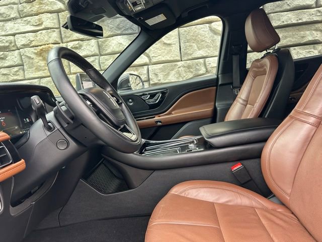 Certified 2023 Lincoln Aviator Reserve w/ Elements Package Plus image 8
