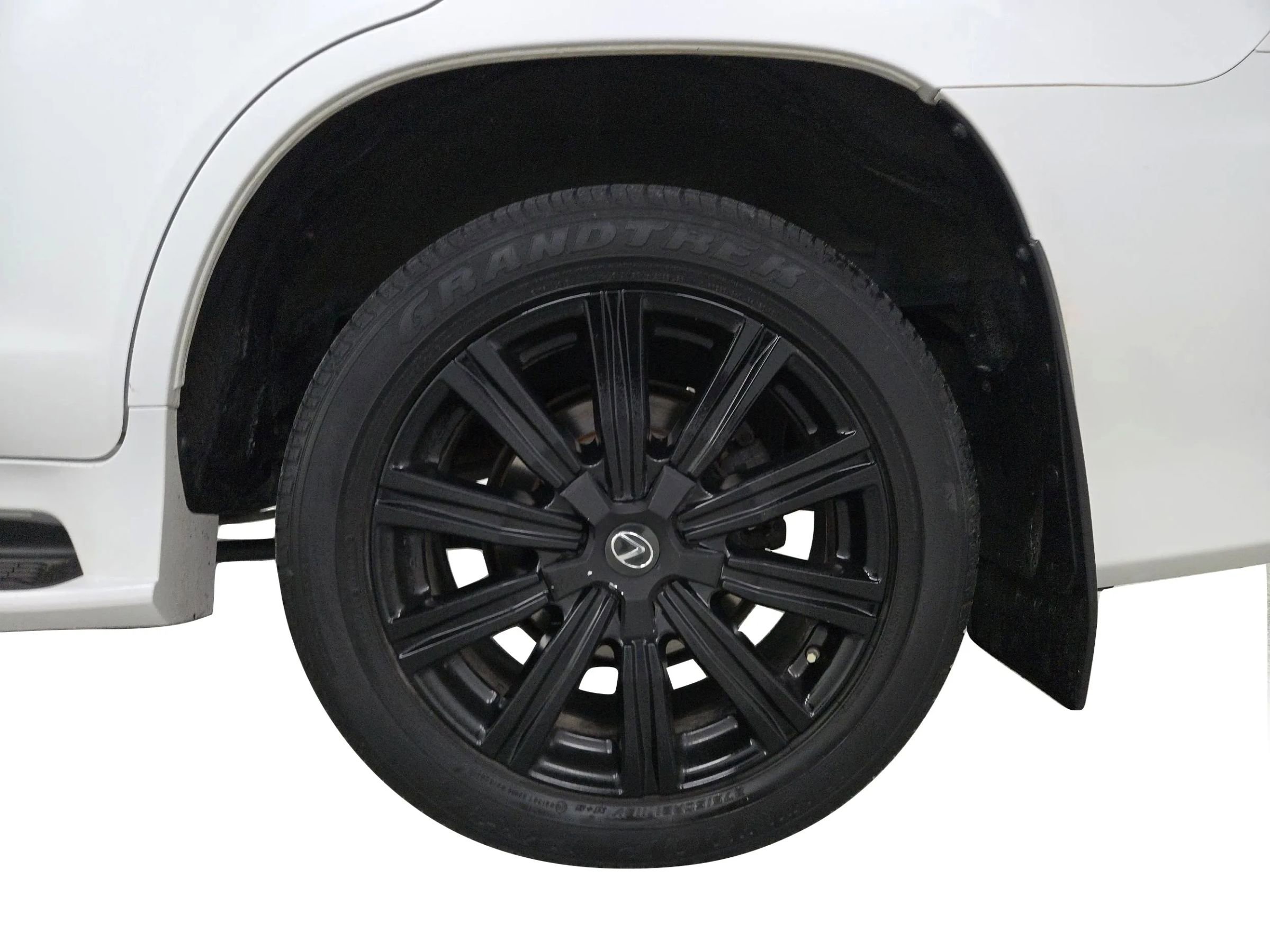 Used 2018 Lexus LX 570 4WD image 15