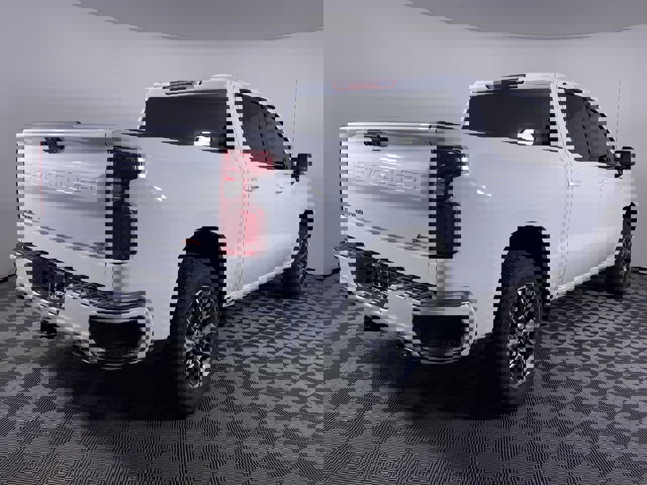 Used 2023 Chevrolet Silverado 1500 RST w/ Z71 Off-Road Package image 35