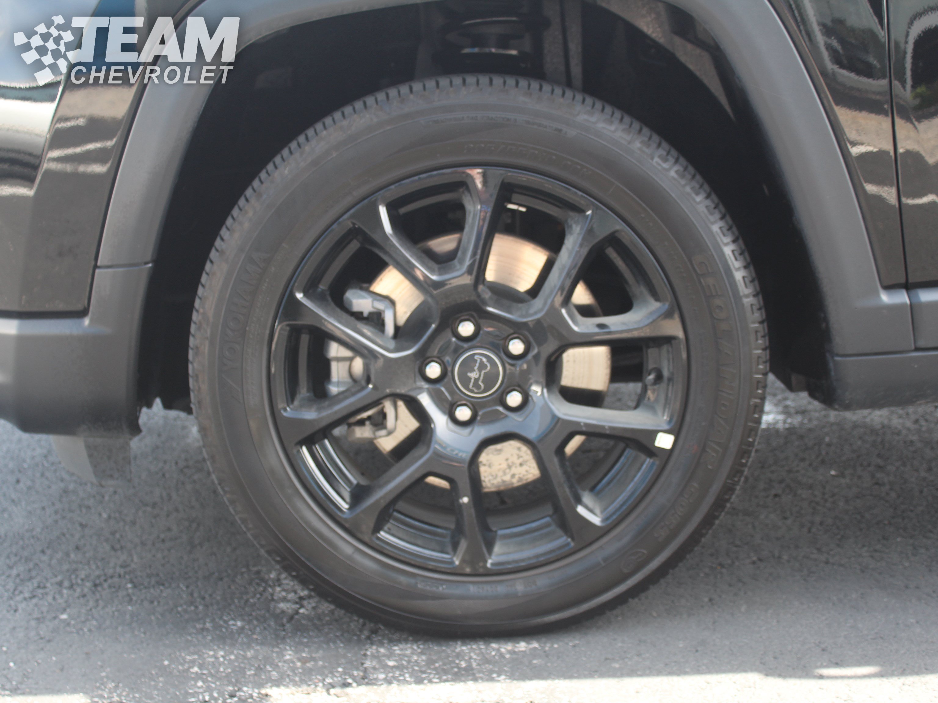 Used 2025 Jeep Compass Latitude w/ Convenience Group AWD/4WD image 31
