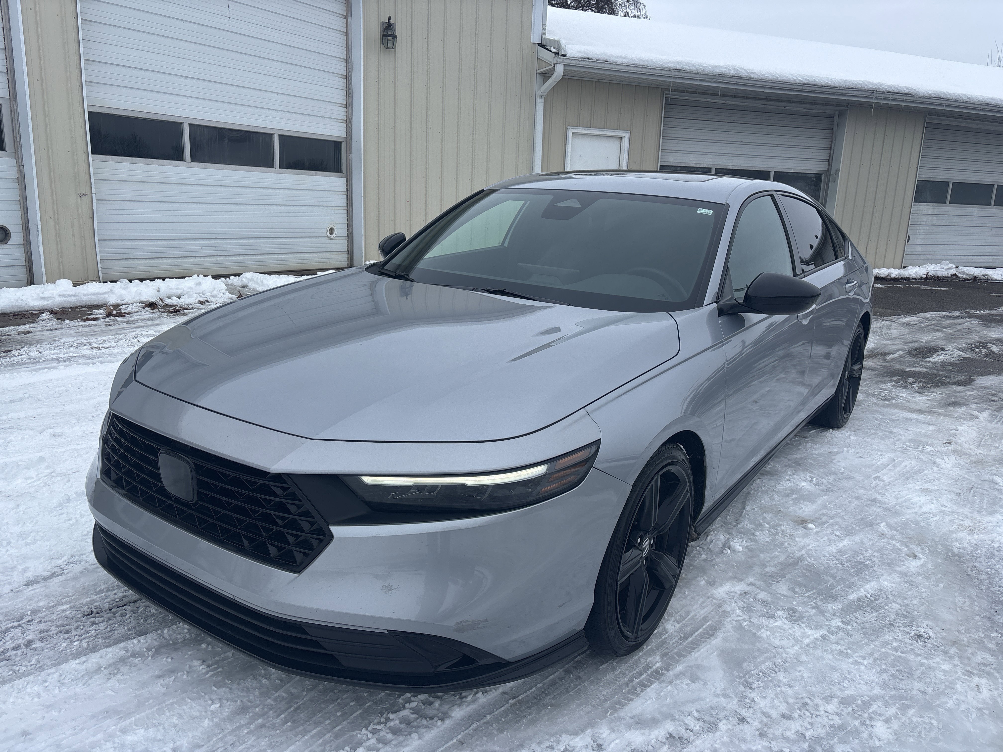 Used 2023 Honda Accord Sport image 11