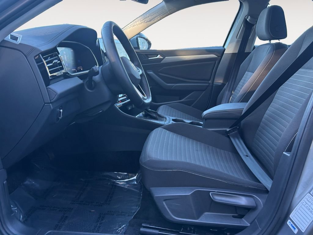 Used 2025 Volkswagen Jetta S image 15