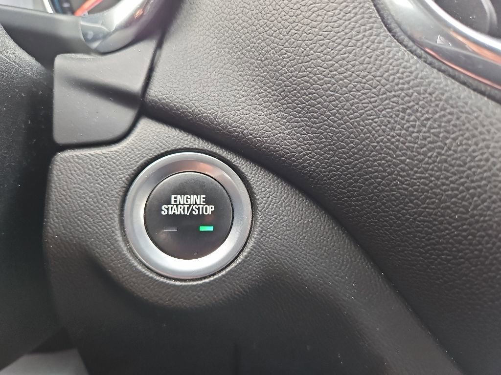 Used 2019 Chevrolet Equinox LT FWD image 24