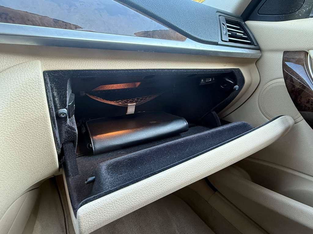 Used 2013 BMW 328i Sedan RWD image 21