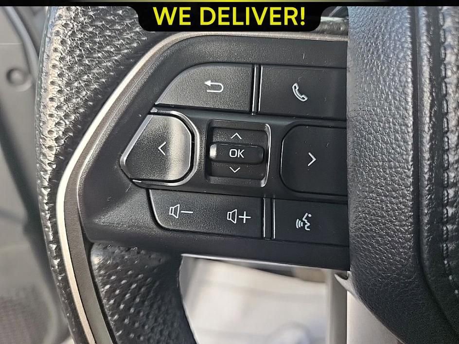 Used 2024 Toyota Tacoma TRD Sport AWD/4WD image 14