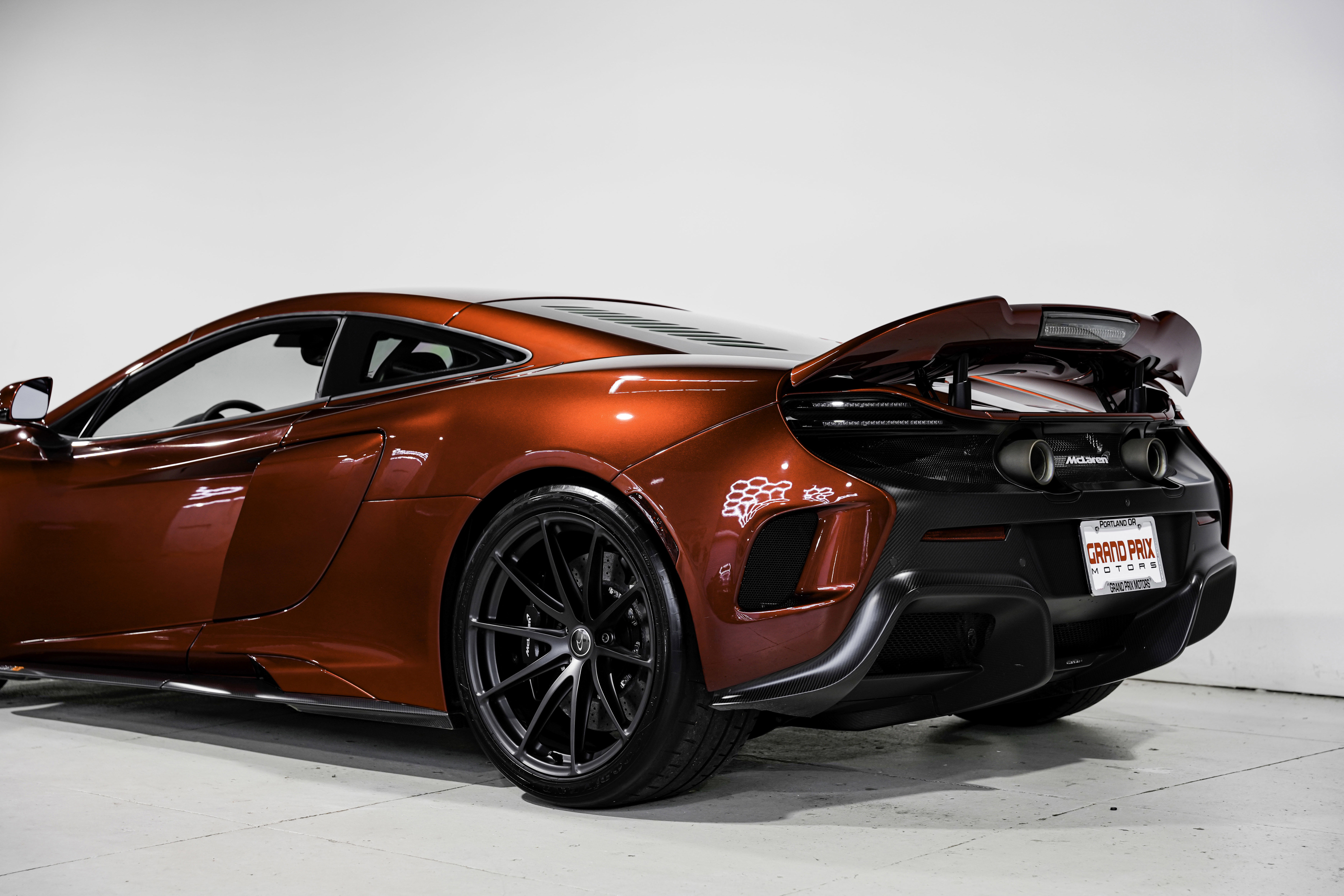 Used 2016 McLaren 675LT Coupe image 30