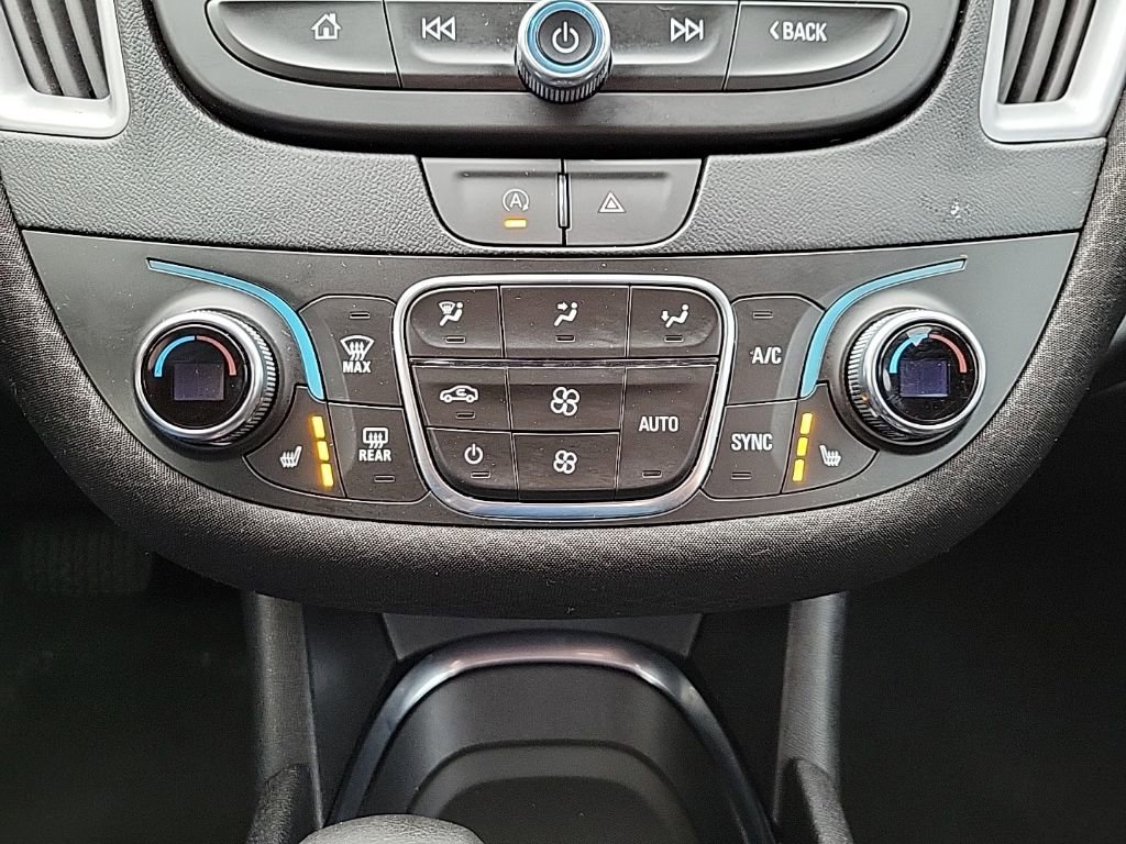 Used 2023 Chevrolet Malibu LT FWD image 21