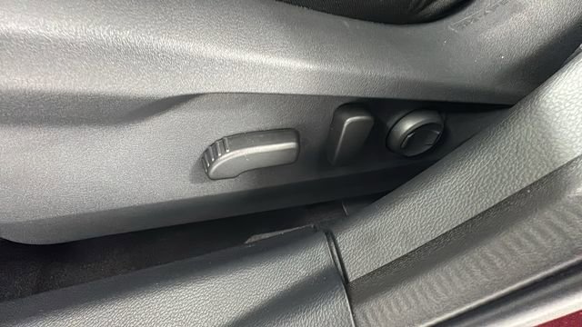 Certified 2025 Subaru Outback Premium image 13