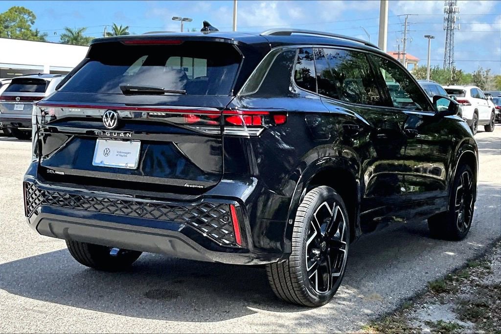 New 2026 Volkswagen Tiguan SEL R-Line AWD/4WD image 5