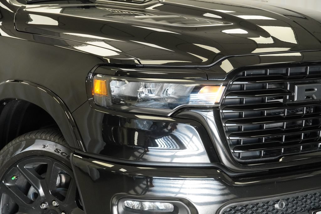 New 2027 RAM 1500 Laramie AWD/4WD image 5
