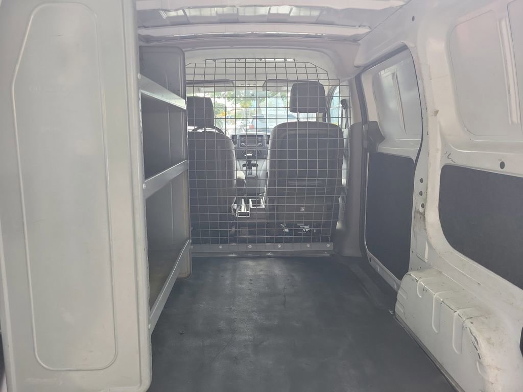 Certified 2018 Nissan NV200 S image 14