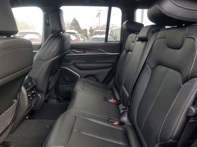 New 2026 Jeep Grand Cherokee Limited w/ Limited Altitude Package image 13