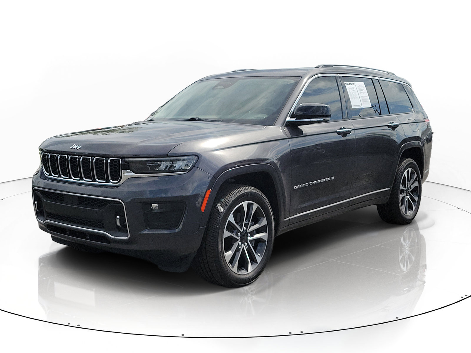 Used 2022 Jeep Grand Cherokee L Overland RWD image 3