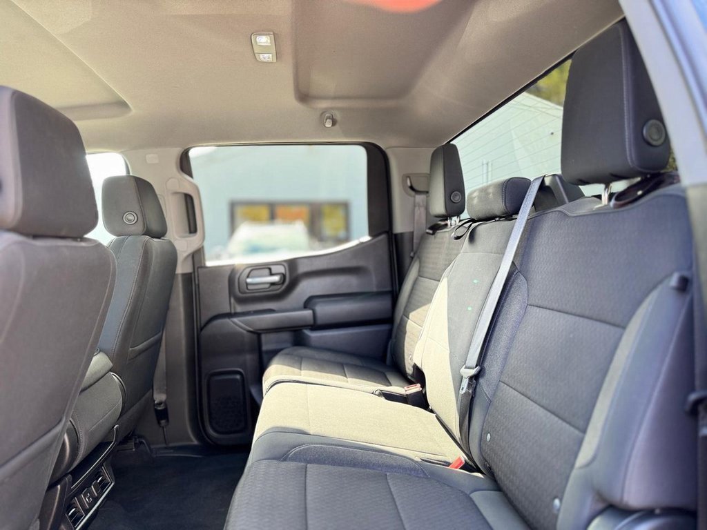 Used 2021 Chevrolet Silverado 1500 LT image 18