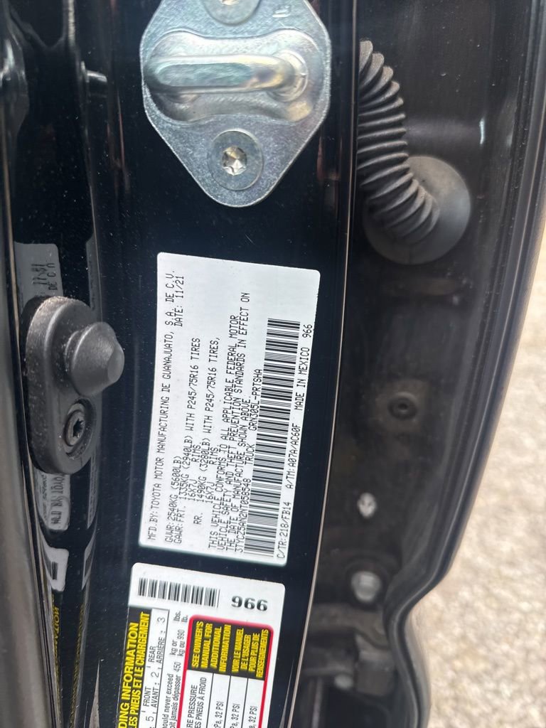 Used 2022 Toyota Tacoma SR image 13