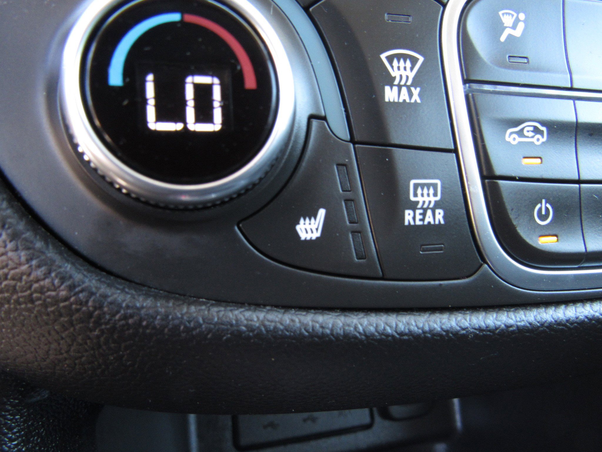 Used 2024 Chevrolet Equinox LT AWD/4WD image 22