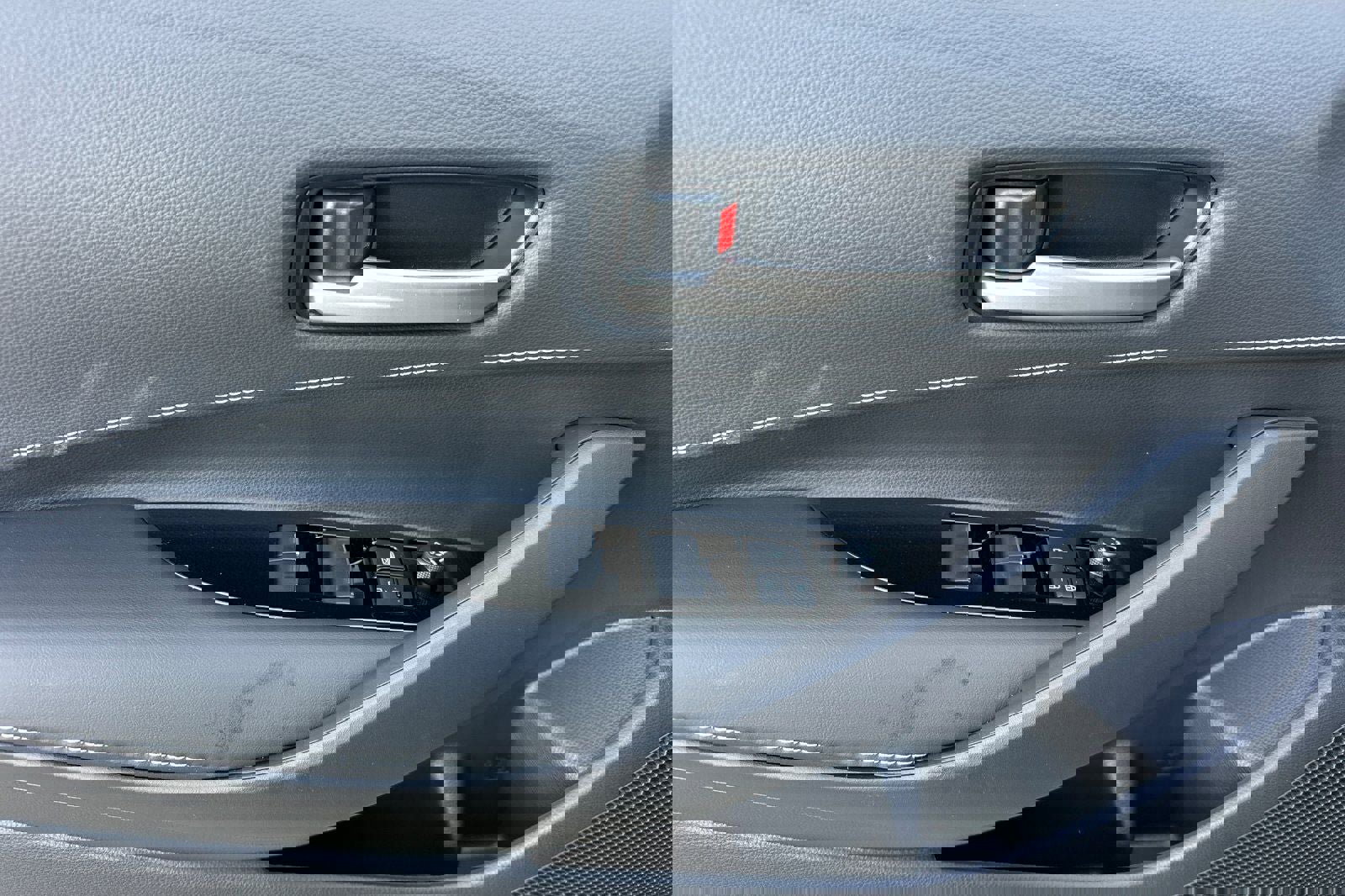 New 2026 Toyota Corolla SE image 12