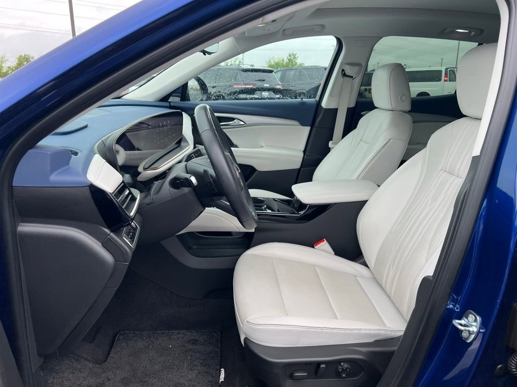 Used 2024 Buick Envision Avenir AWD/4WD image 8