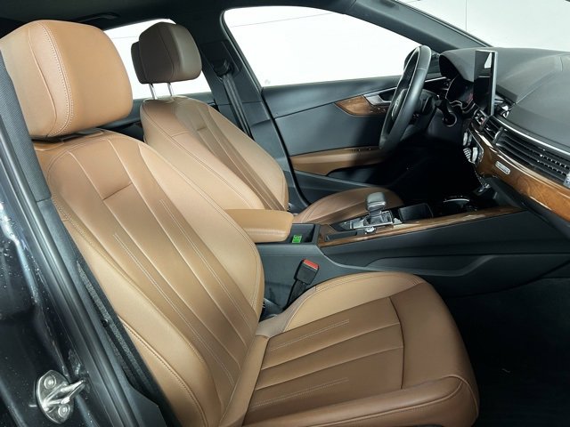 Used 2023 Audi A4 2.0T Premium w/ Convenience Package image 12