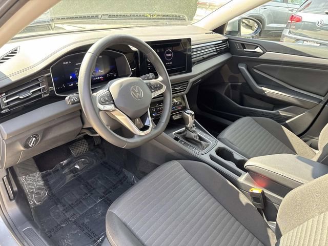 Used 2025 Volkswagen Jetta S image 13