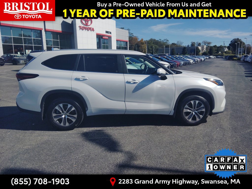 Used 2024 Toyota Highlander XLE AWD/4WD image 8