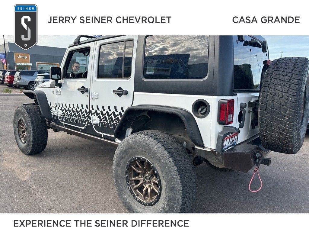 Used 2015 Jeep Wrangler Unlimited Rubicon w/ Connectivity Group