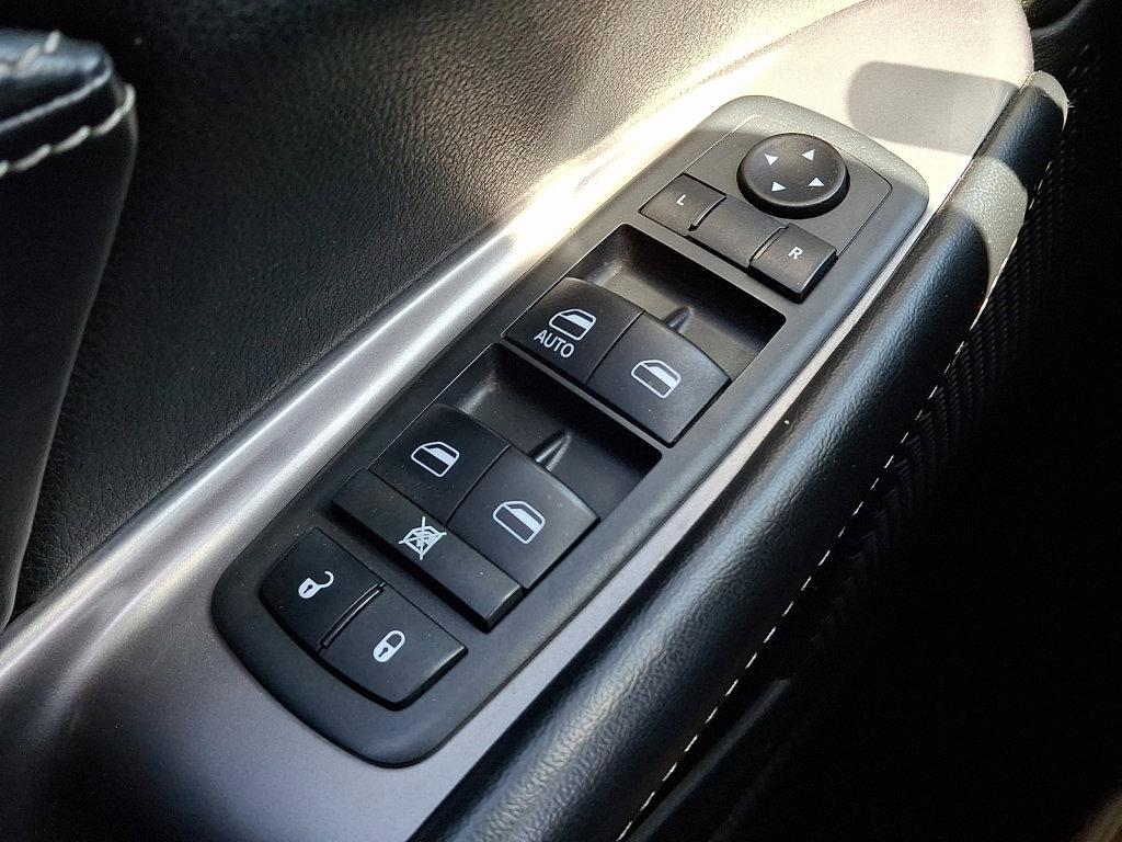 Used 2020 Dodge Journey Crossroad image 31