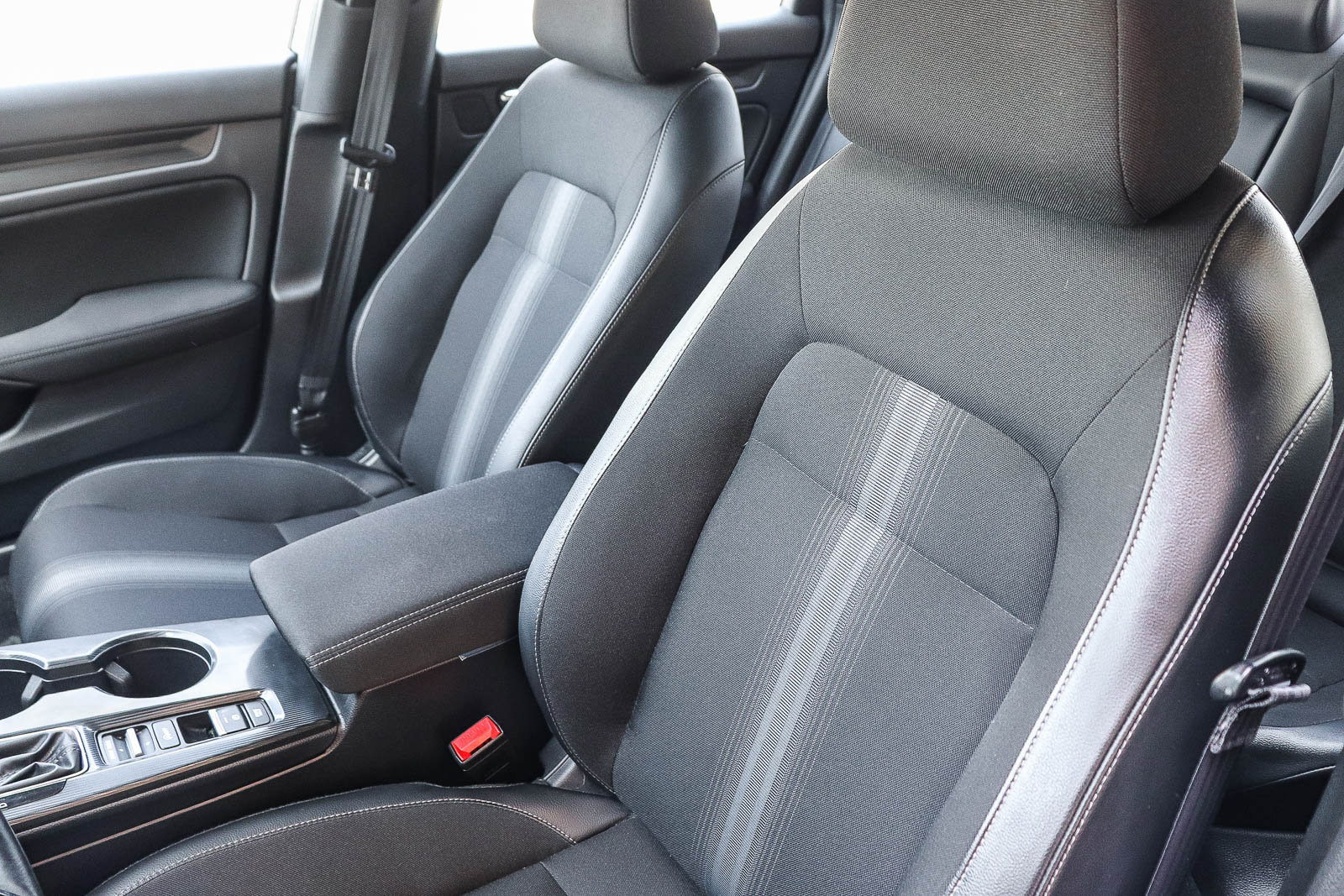 Certified 2025 Honda Civic Sport image 27