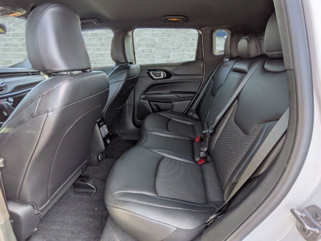 Used 2026 Jeep Compass Latitude AWD/4WD image 14