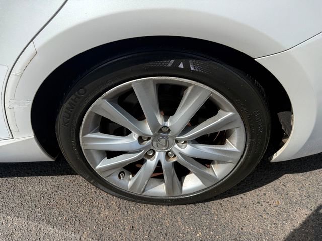 Used 2016 Lexus IS 200t RWD image 13