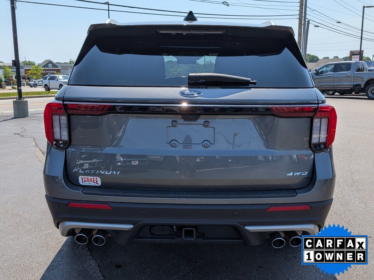 Certified 2025 Ford Explorer Platinum w/ Ultimate Package AWD/4WD image 5