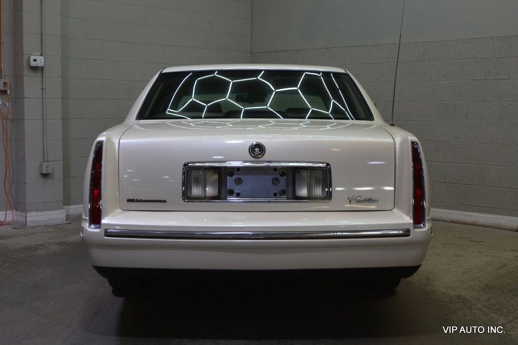 Used 1997 Cadillac De Ville D'Elegance w/ Safety/Security Pkg FWD image 33