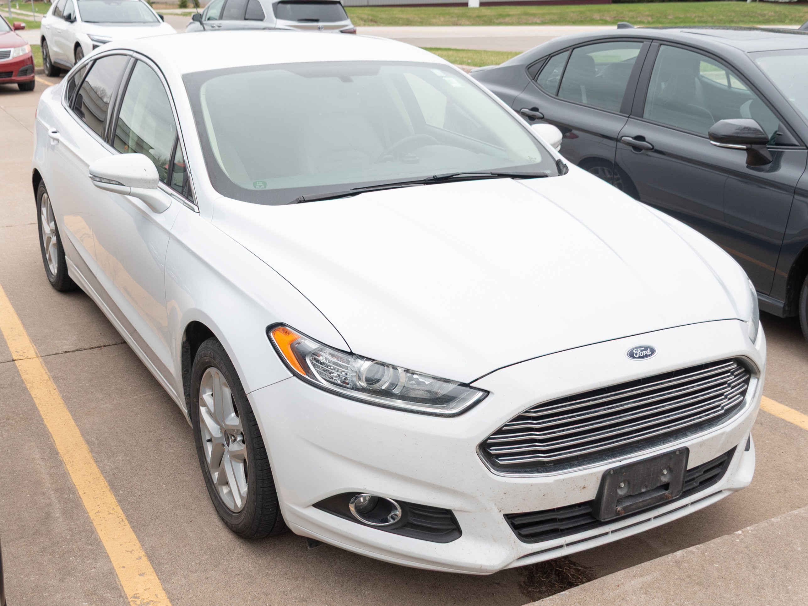 Used 2014 Ford Fusion SE w/ Equipment Group 202A image 1