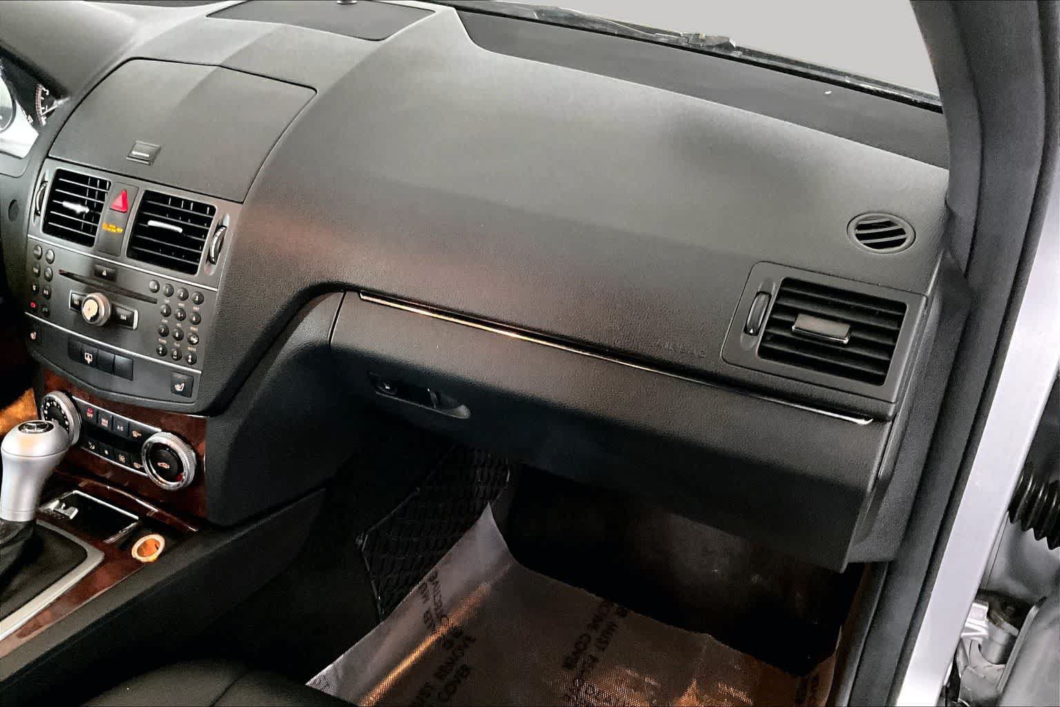 Used 2011 Mercedes-Benz C 300 4MATIC Sedan image 19