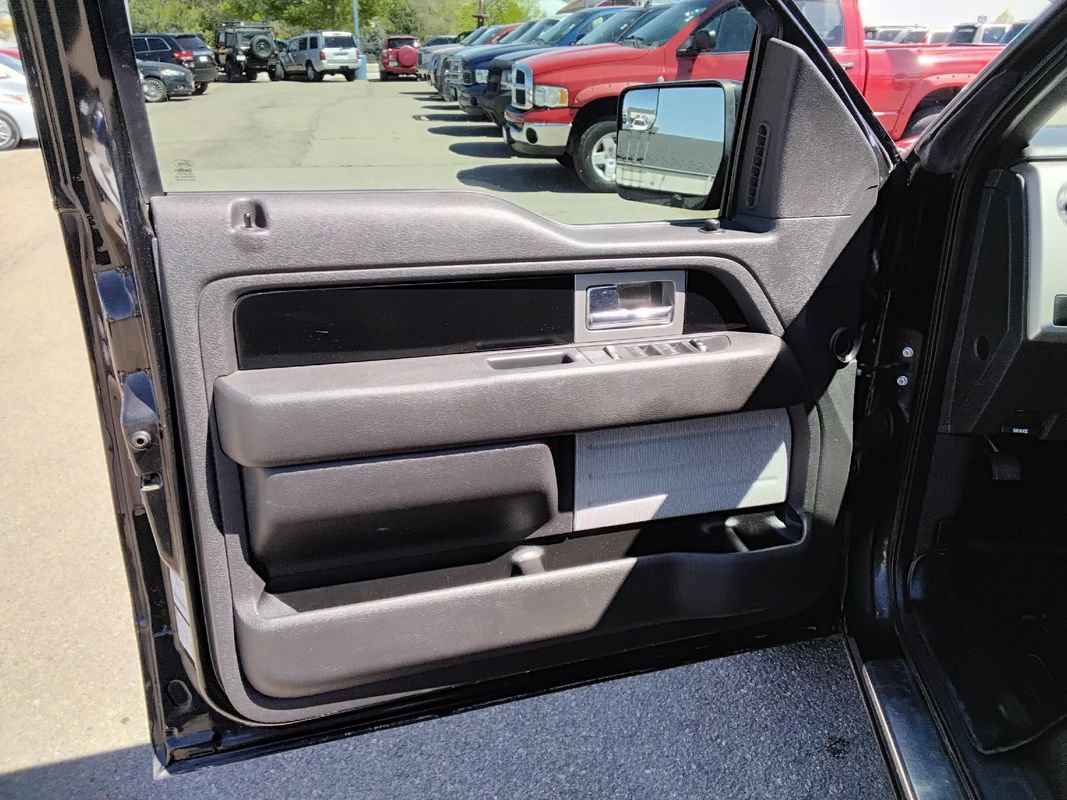 Used 2012 Ford F150 FX4 w/ Max Trailer Tow Pkg image 9