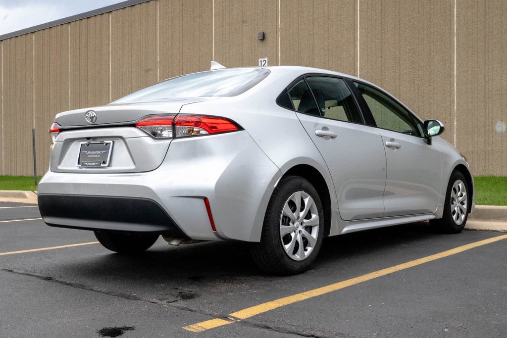 Used 2024 Toyota Corolla LE FWD image 7