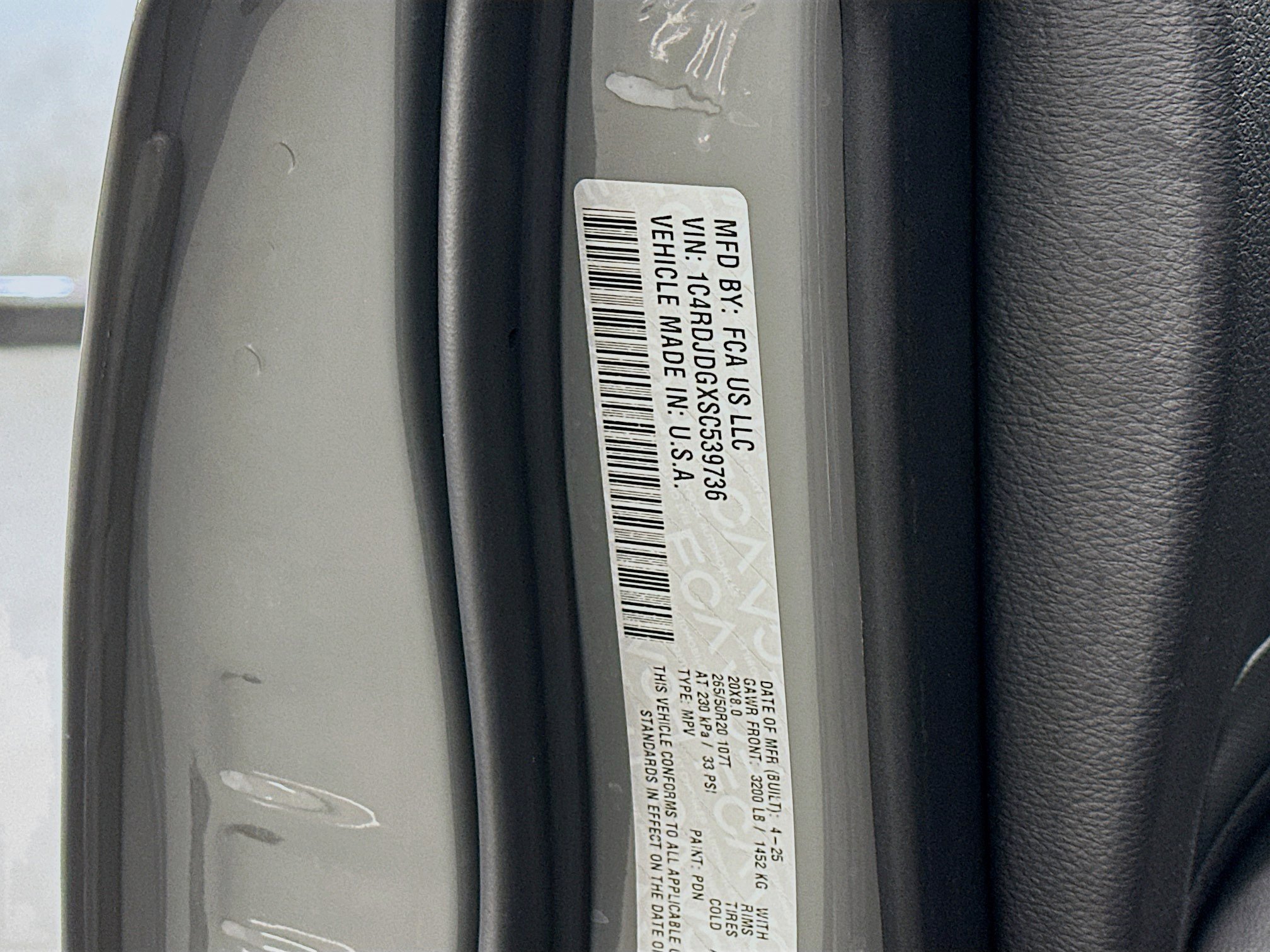 Used 2025 Dodge Durango GT image 12