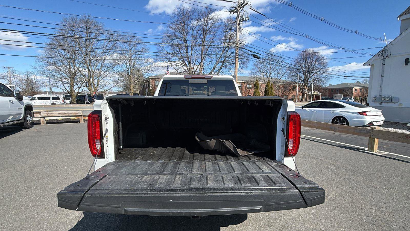Used 2019 GMC Sierra 1500 SLT w/ SLT Premium Plus Package image 11
