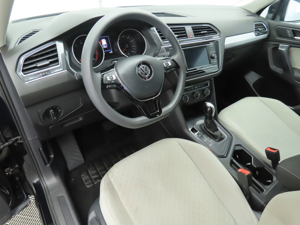Used 2021 Volkswagen Tiguan S image 9