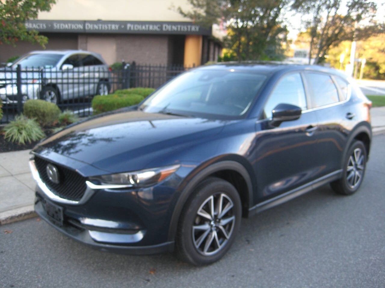 Used 2018 MAZDA CX-5 Touring w/ Preferred Equipment Package