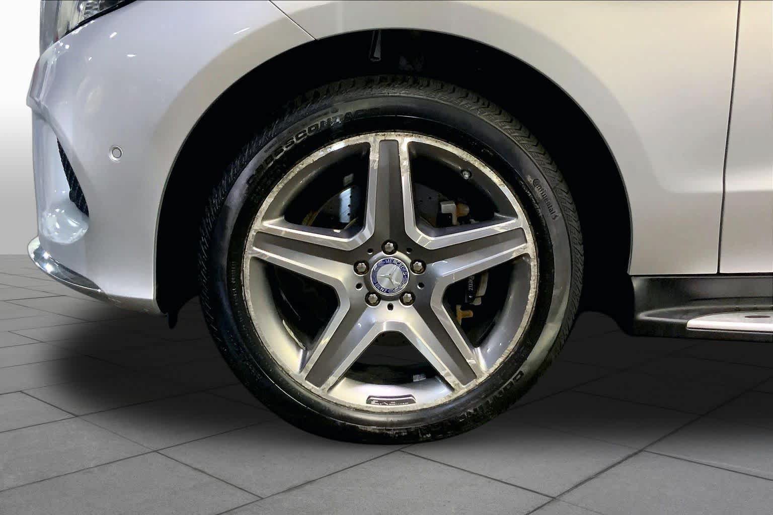 Used 2017 Mercedes-Benz GLE 400 4MATIC image 11