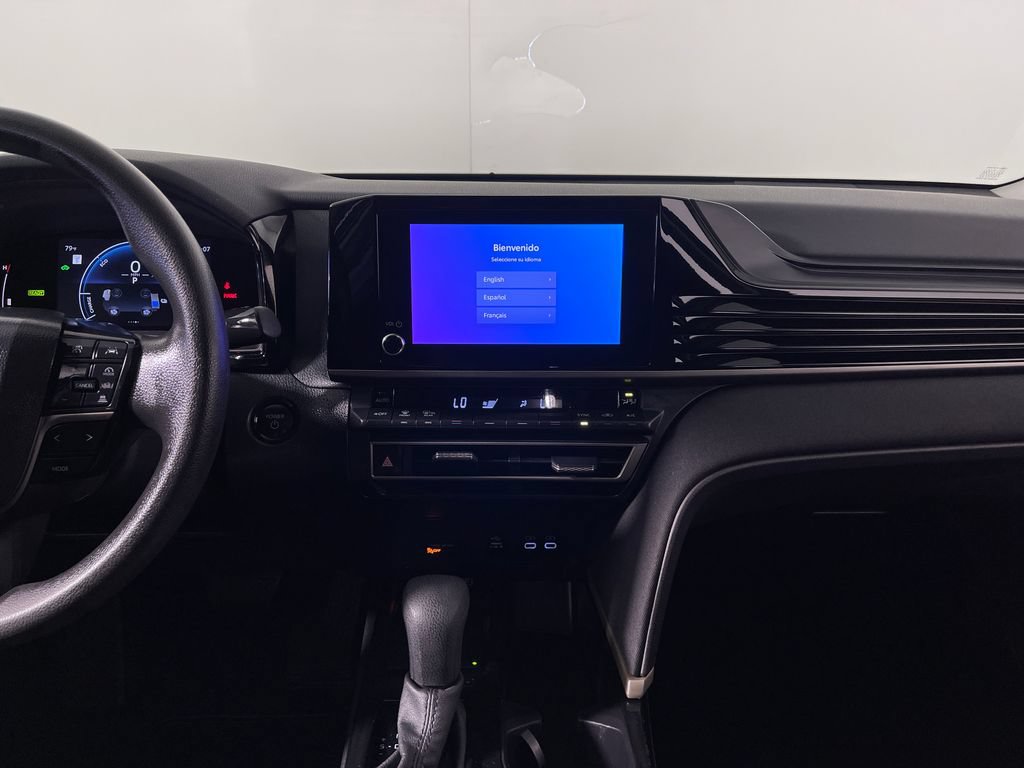 Used 2025 Toyota Camry LE FWD image 15