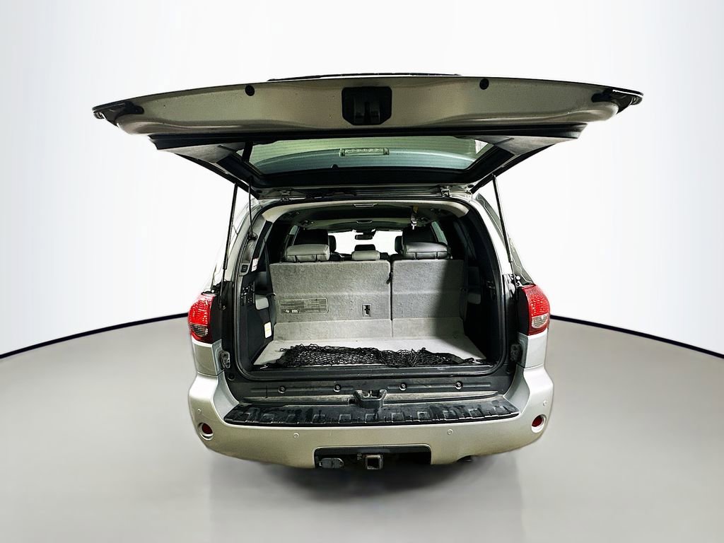 Used 2022 Toyota Sequoia Limited image 37