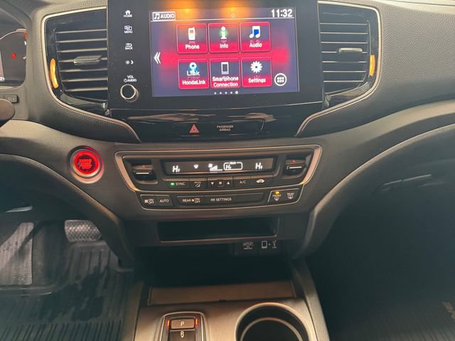 Used 2023 Honda Ridgeline Sport image 10