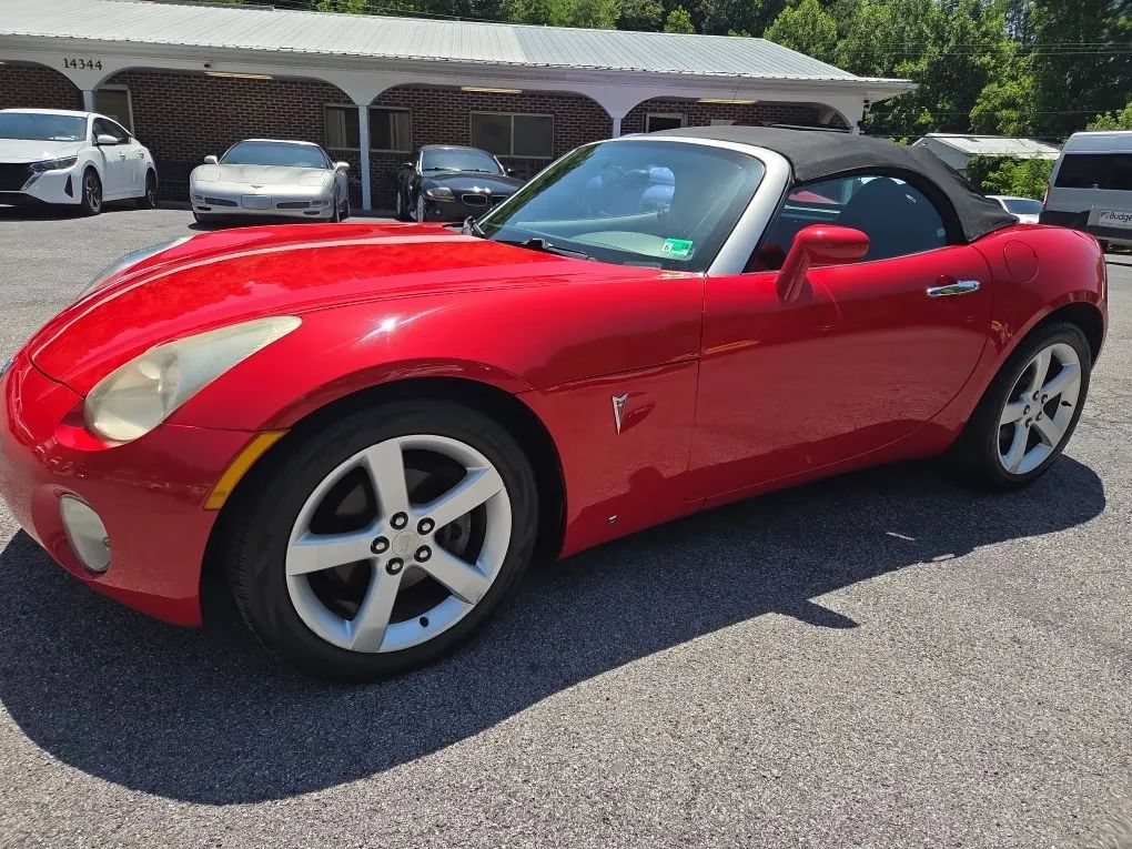 Used 2006 Pontiac Solstice Convertible w/ Premium Package