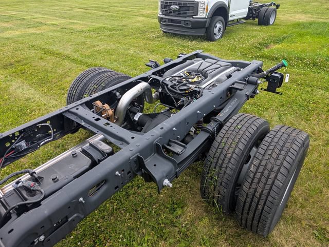 New 2026 Ford F350 XL w/ XL Chrome Package AWD/4WD image 9