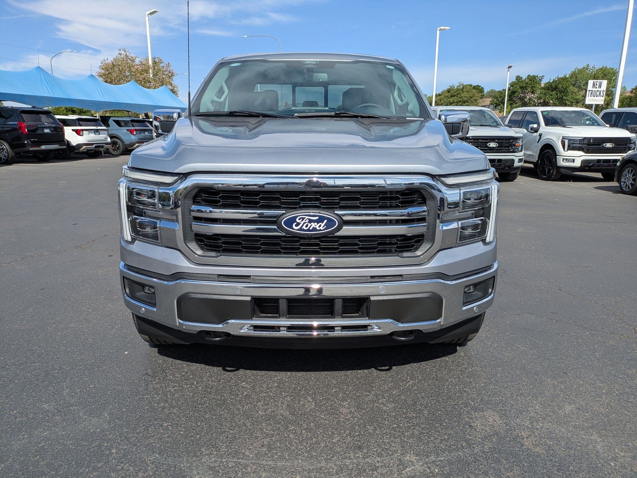 Used 2025 Ford F150 Lariat w/ Equipment Group 501A Mid AWD/4WD image 11