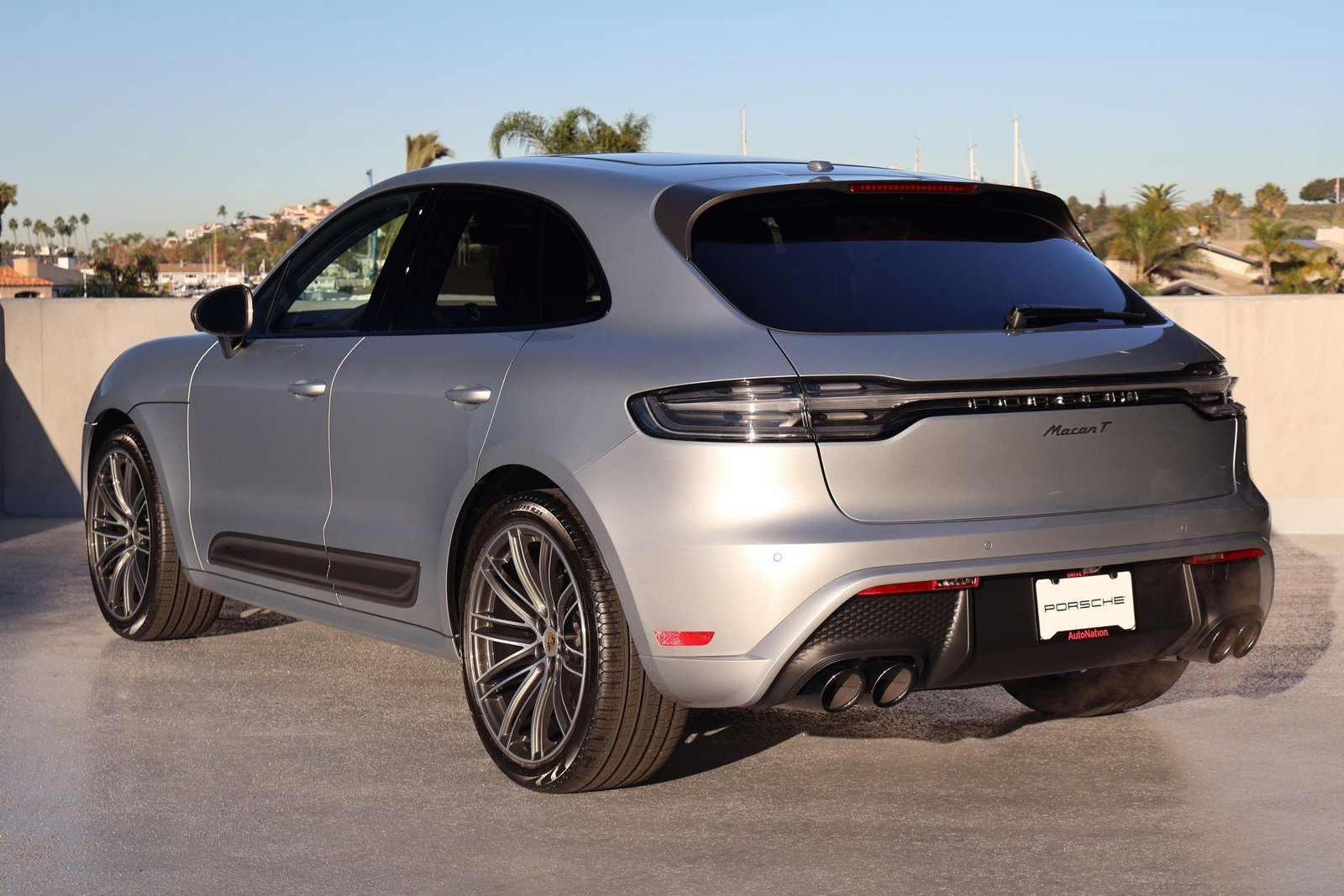 New 2026 Porsche Macan image 3