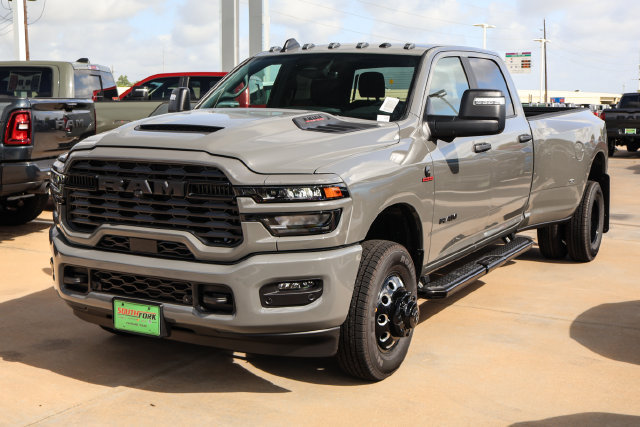 New 2027 RAM 3500 Lone Star AWD/4WD image 3
