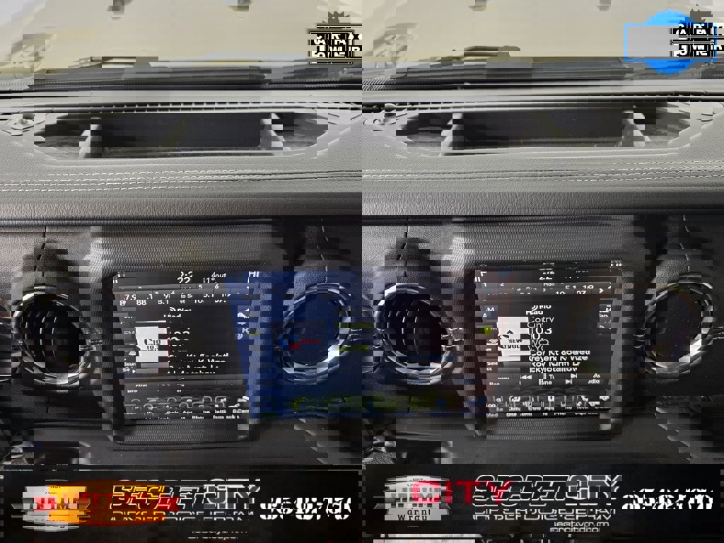 Used 2022 Jeep Wrangler Unlimited Sahara w/ LED Lighting Group image 19